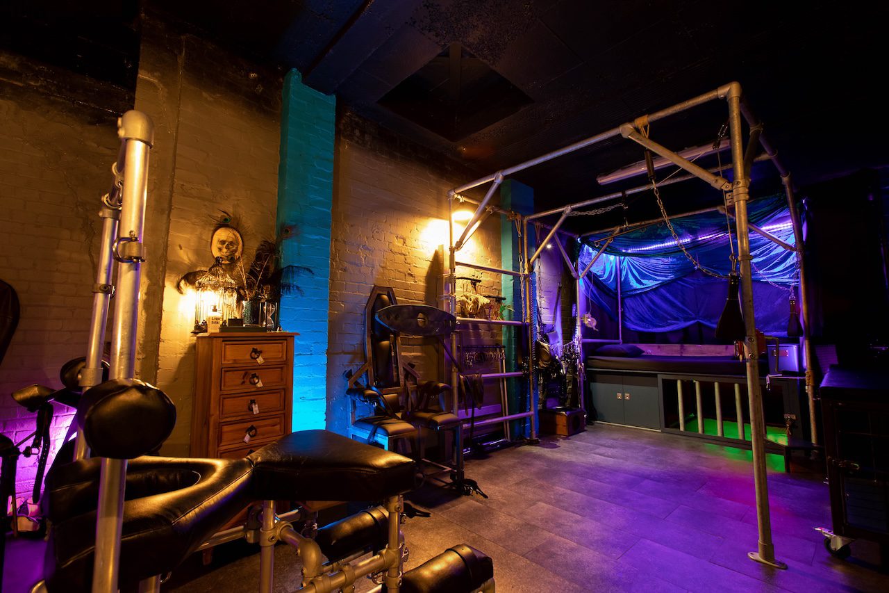 The Peacock Parlour lounge